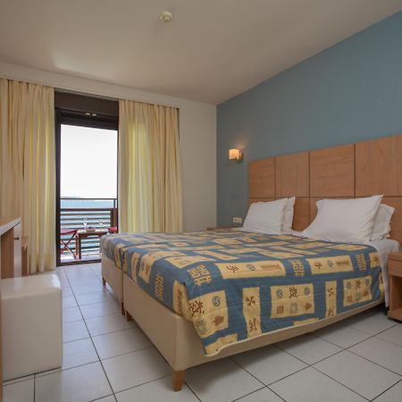 Flisvos Hotel โตโล ภายนอก รูปภาพ