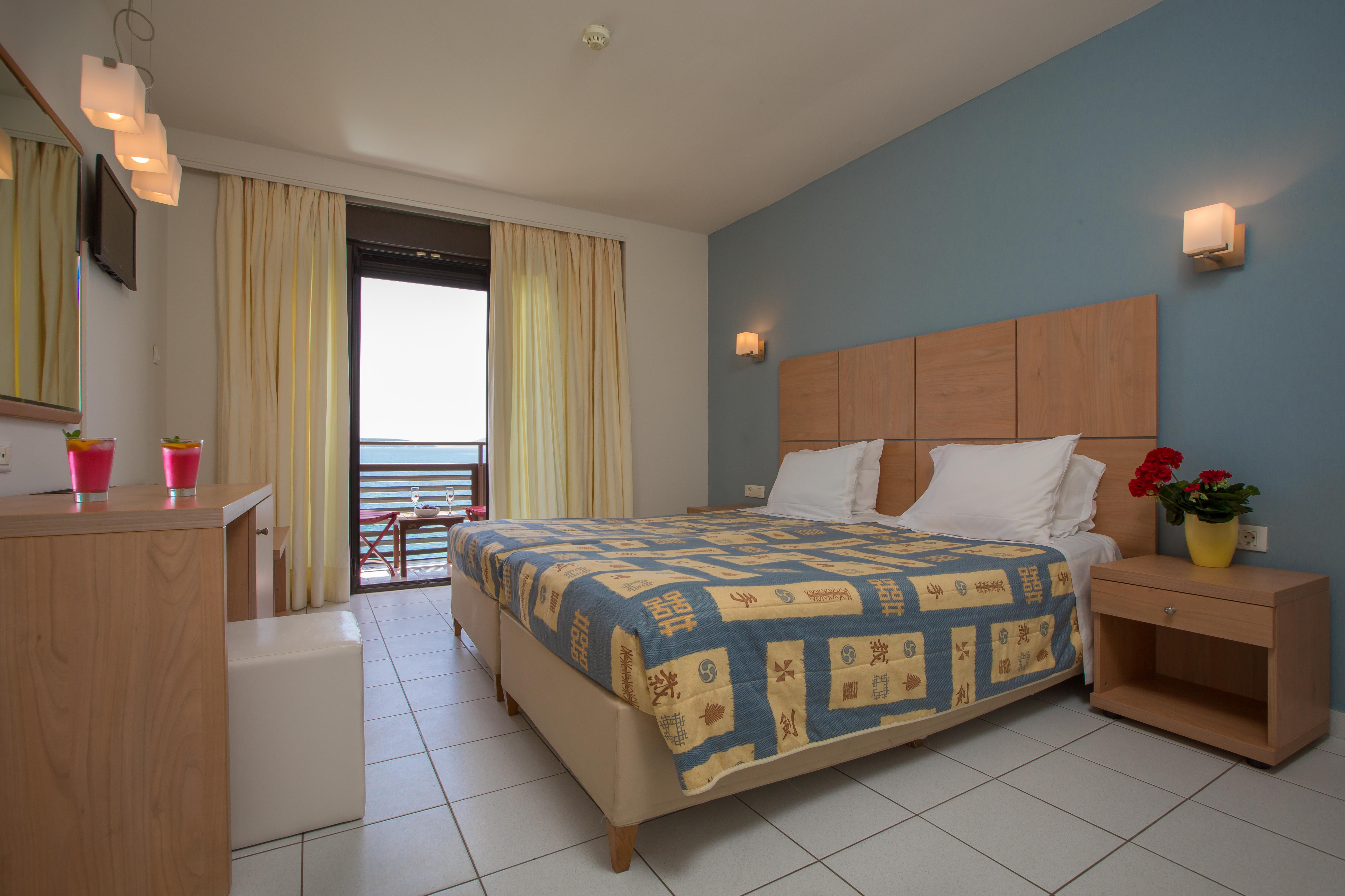 Flisvos Hotel โตโล ภายนอก รูปภาพ